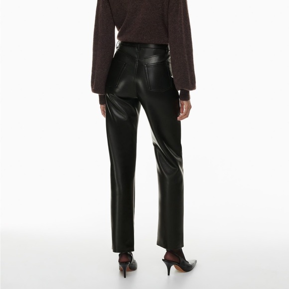 Aritzia Melina Pant in Black - Picture 2 of 5